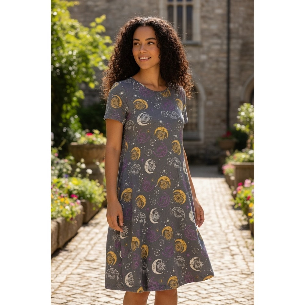 Riley & James Dress Medium Celestial Sun Moon‎ Stars Boho A-Line Swing Stretch